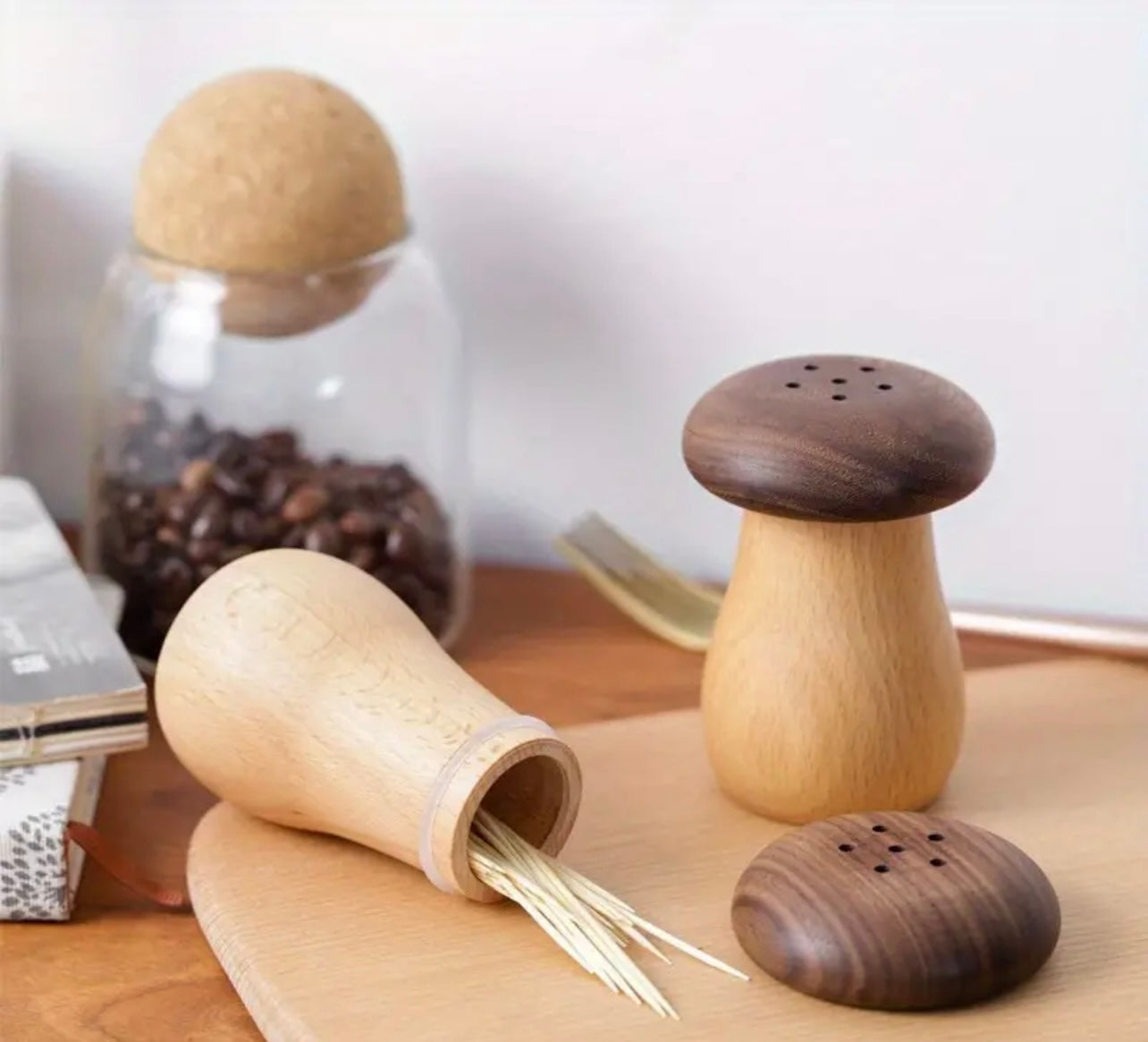 Mushroom shape toothpick holder