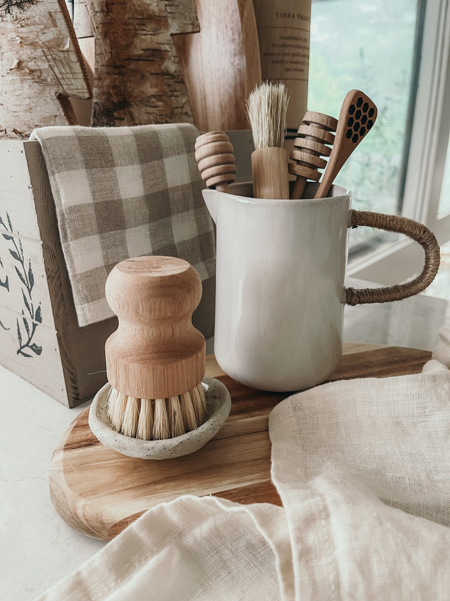 Dish wash brush holder/small