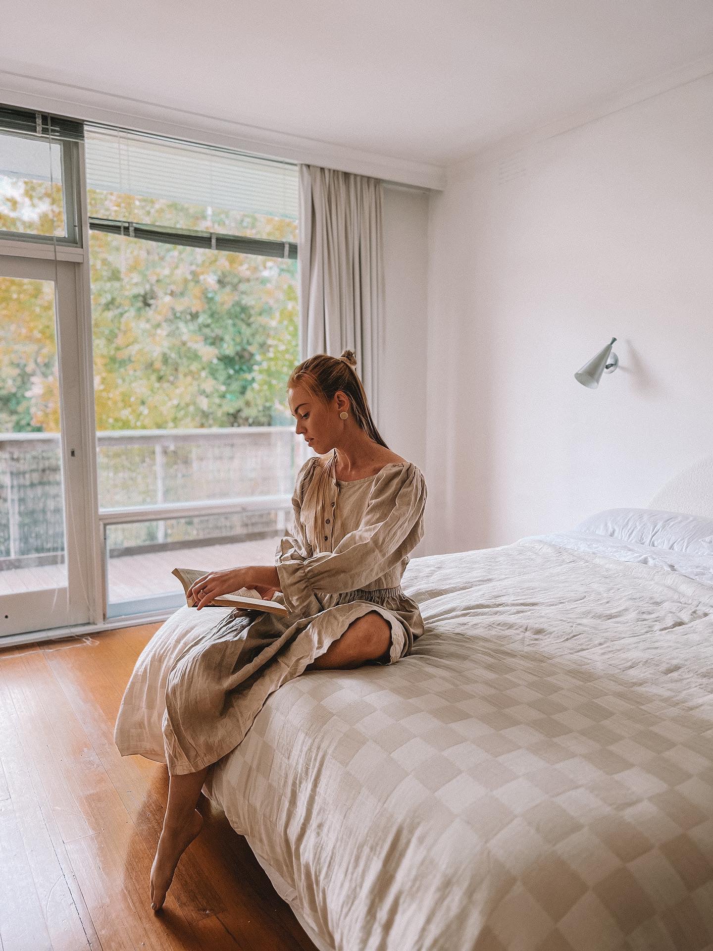 Poet Linen Set