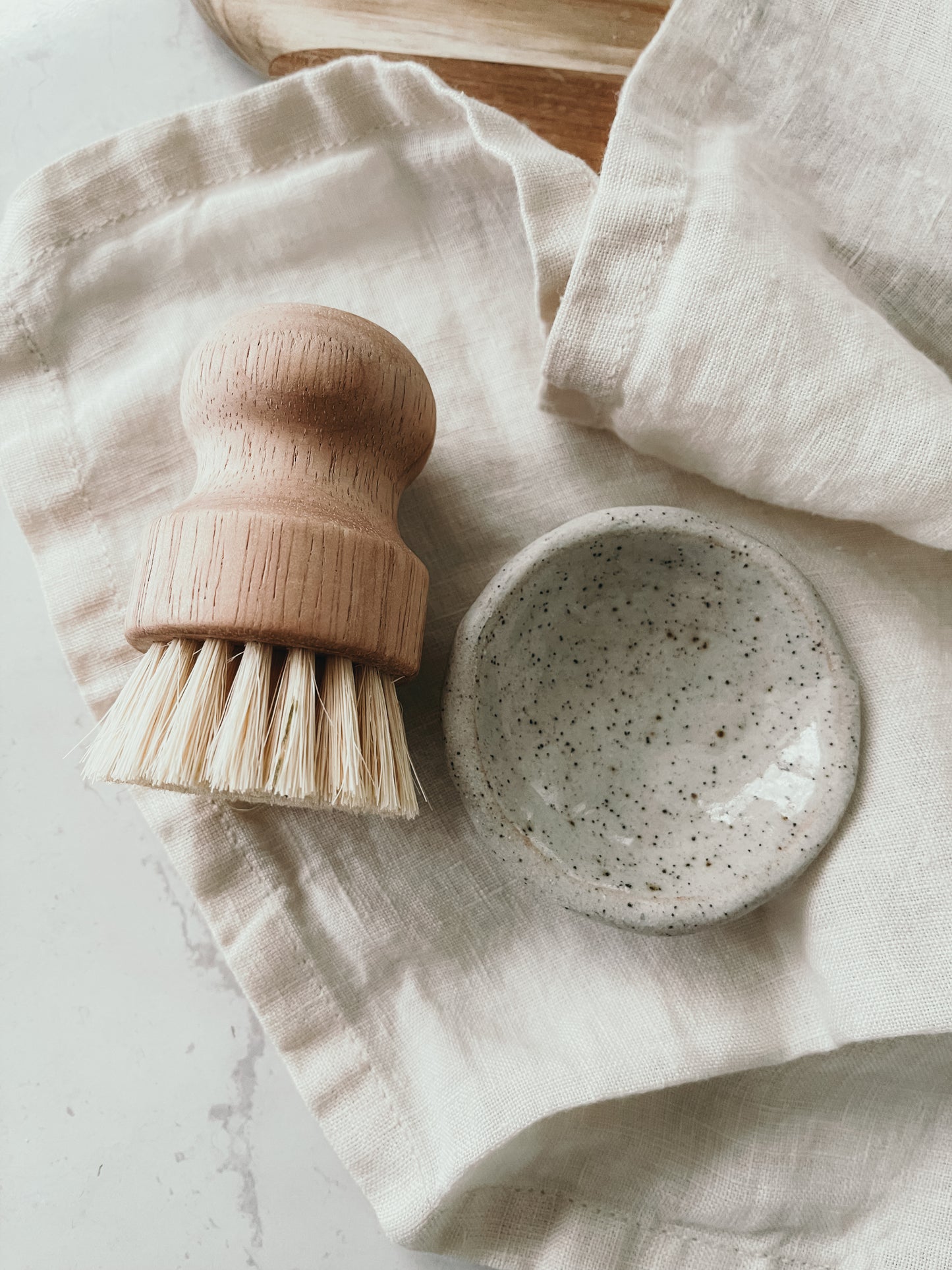 Dish wash brush holder/small