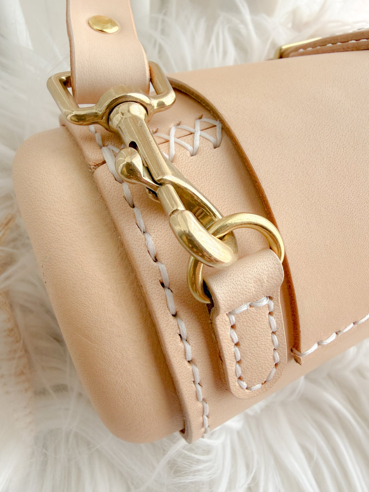 Hazel Barrel Bag
